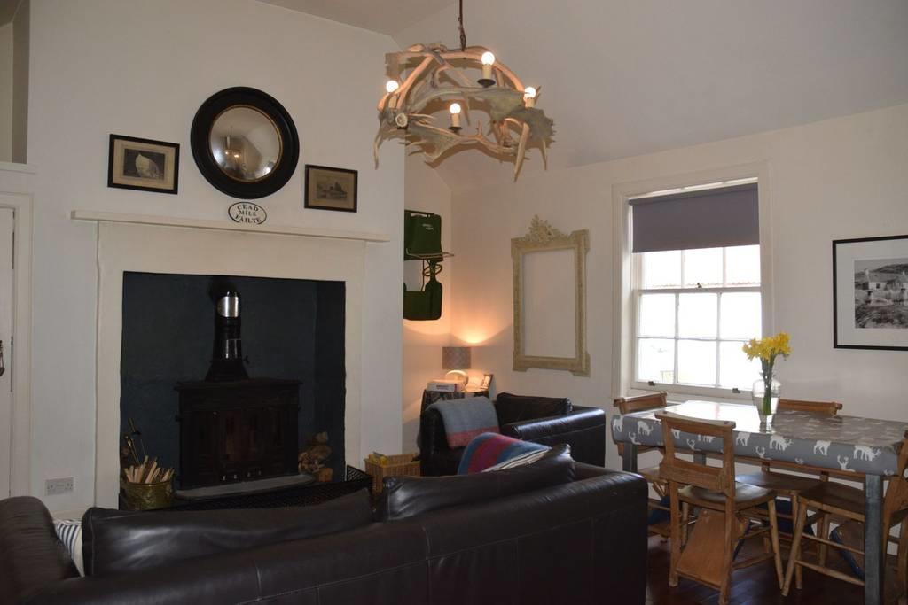 Mackinnon Cottage - 3 Bedroom Cottage Broadford (Isle of Skye) Exterior photo